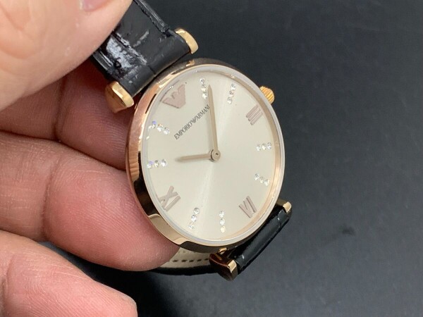 Дамски часовник Emporio Armani Gianni T-Bar