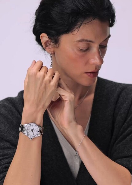 Дамски часовник Tissot Seastar 1000 T120.210.11.011.00